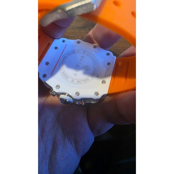 Activa/Invicta Fury X 44.3mm Orange/White - Picture 3 of 5